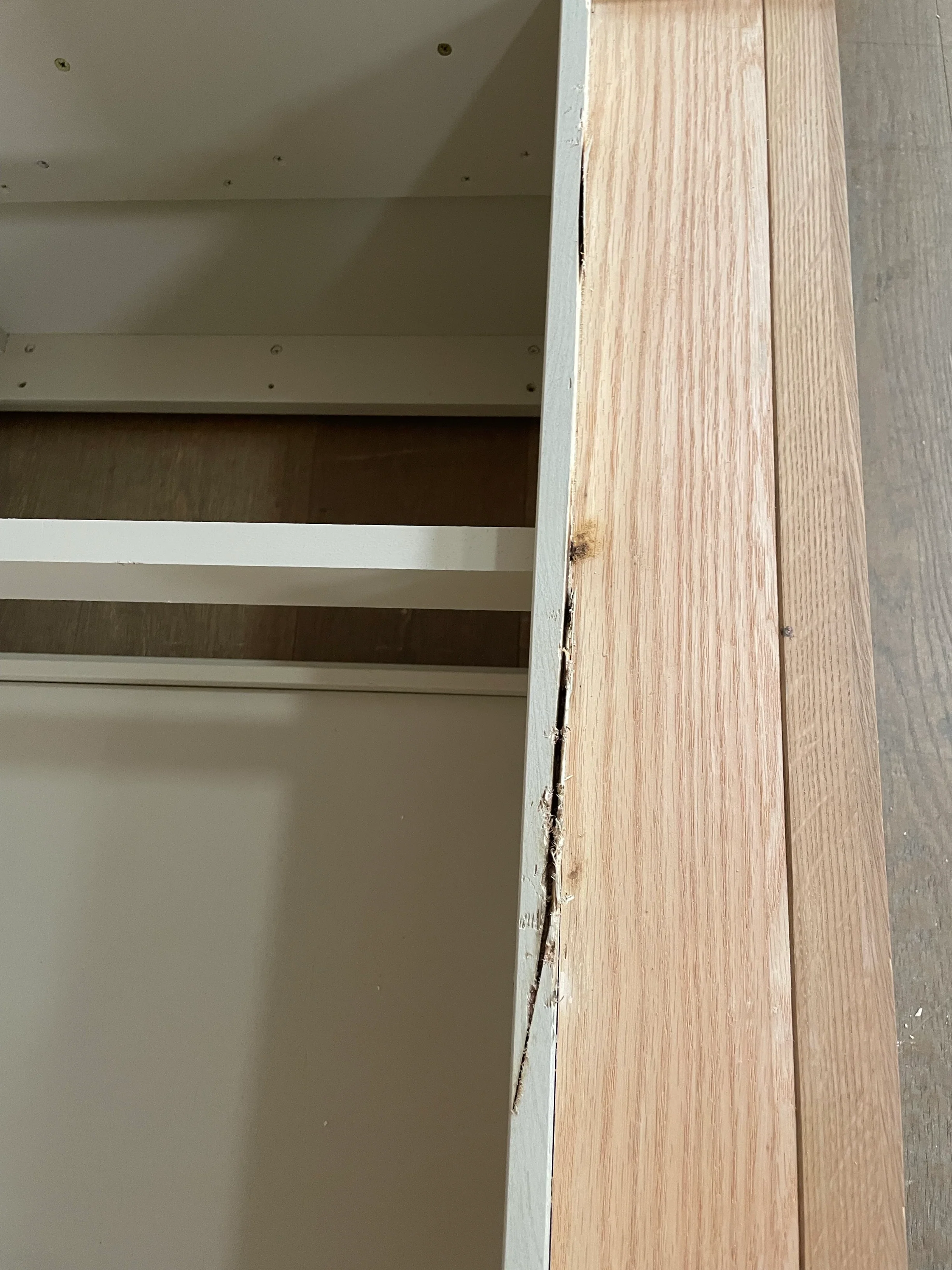 Buckland Cooker Hood- Limestone & Oak - Image 5