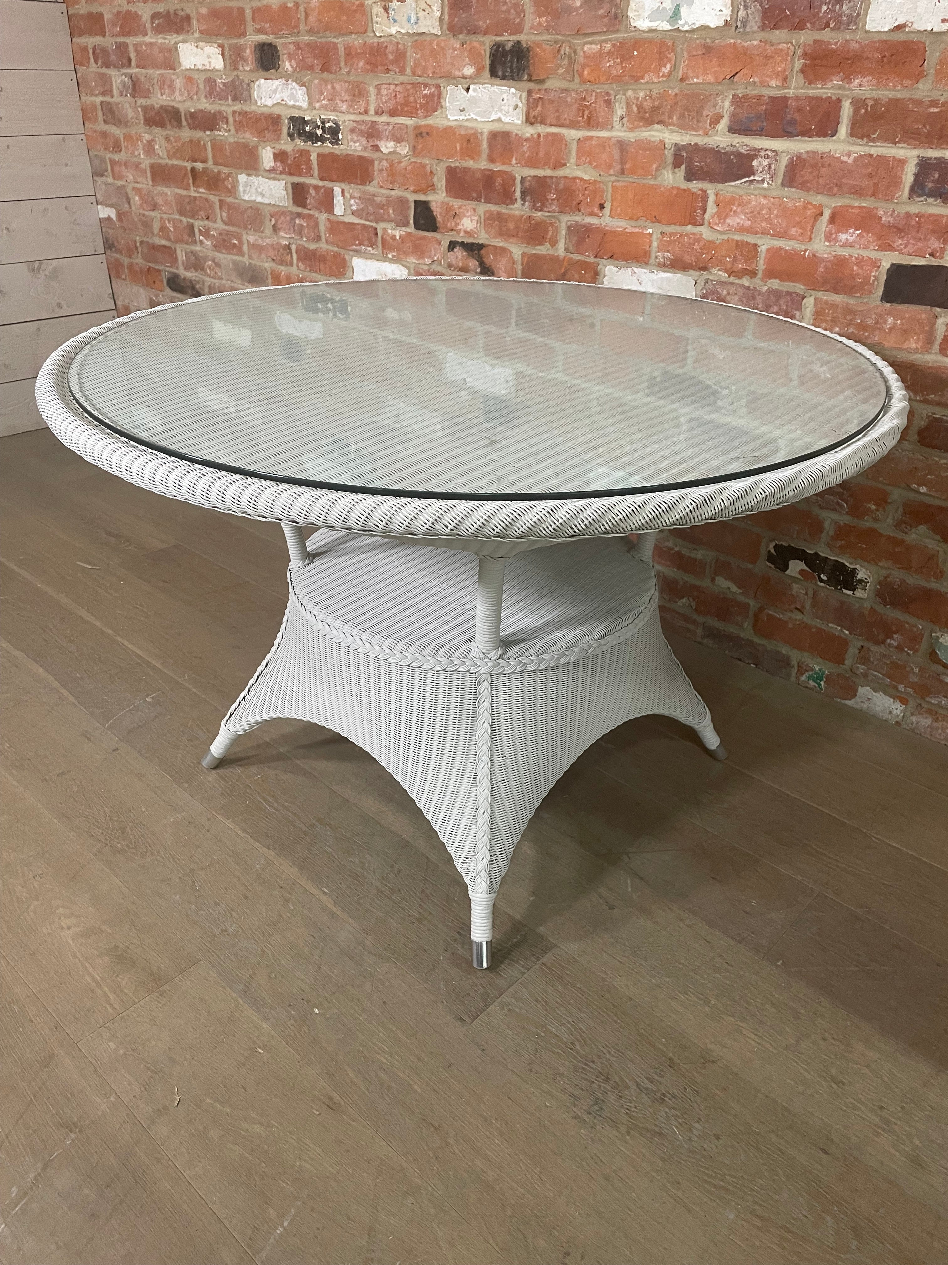 Chatto 4 Seater Table- Lily - Image 6