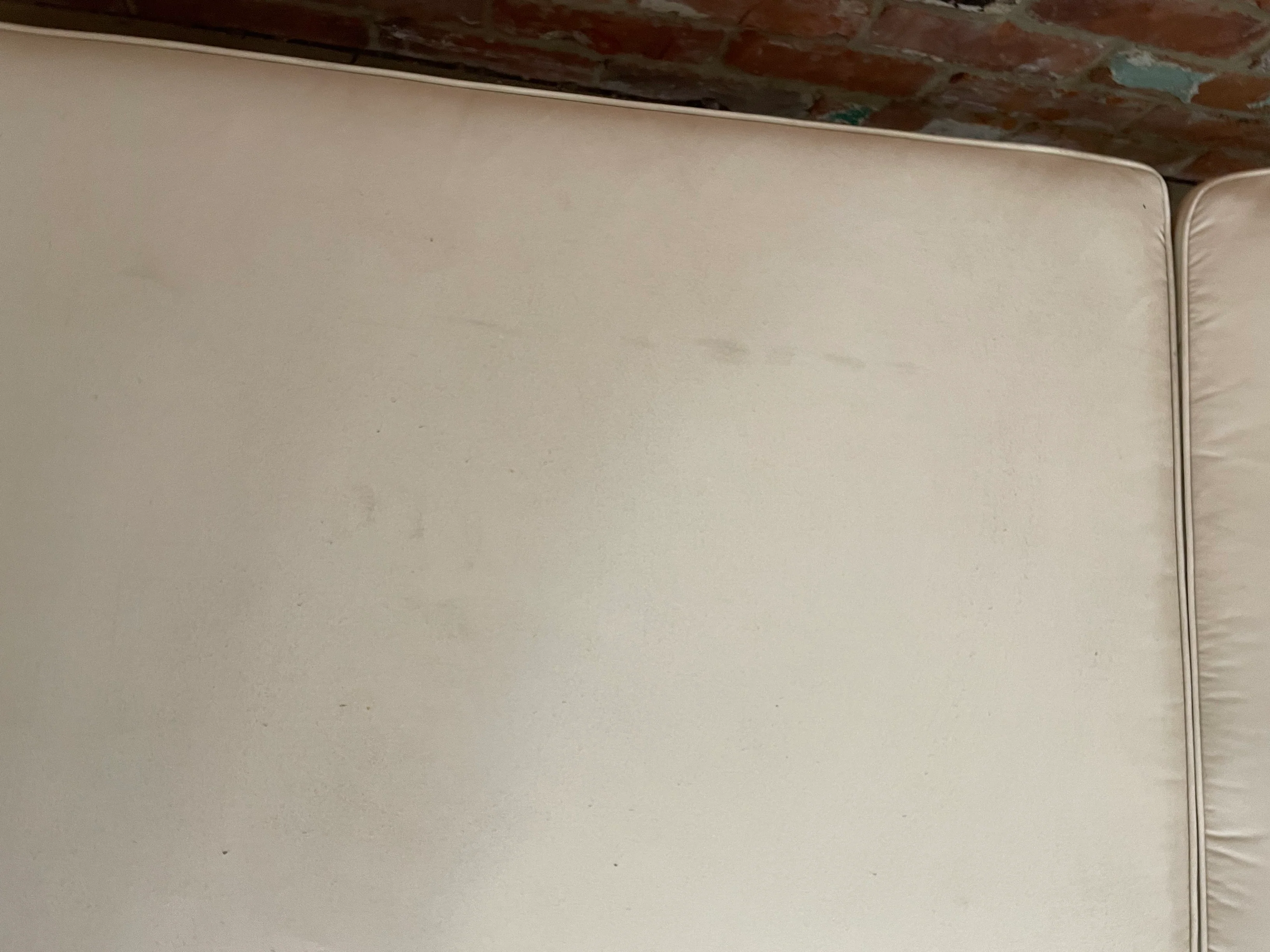 Harmondsworth Sunlounger with Natural Cushion - Image 7