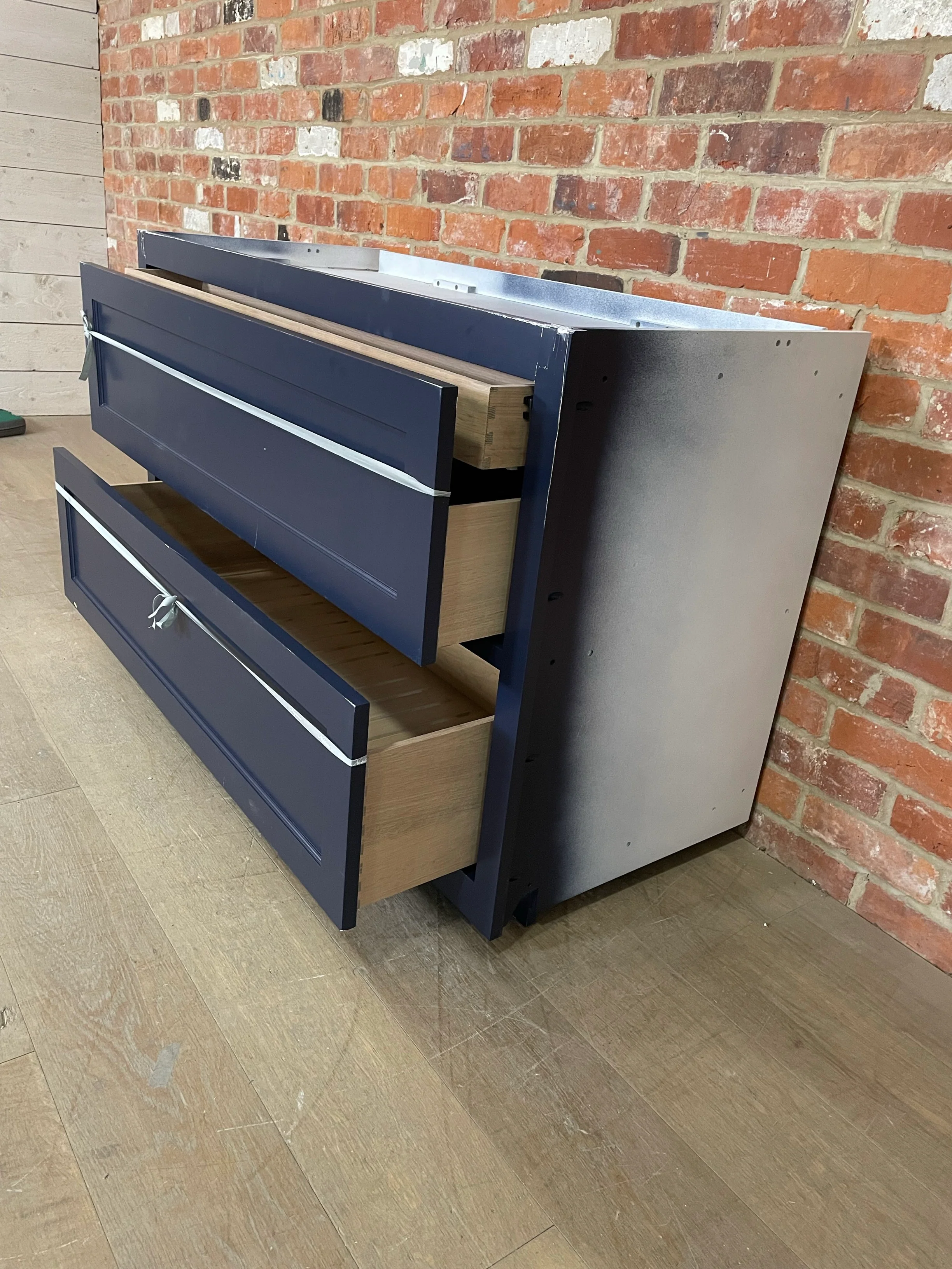 Henley 1290 Pan Drawer Base Cabinet - Navy - Image 5