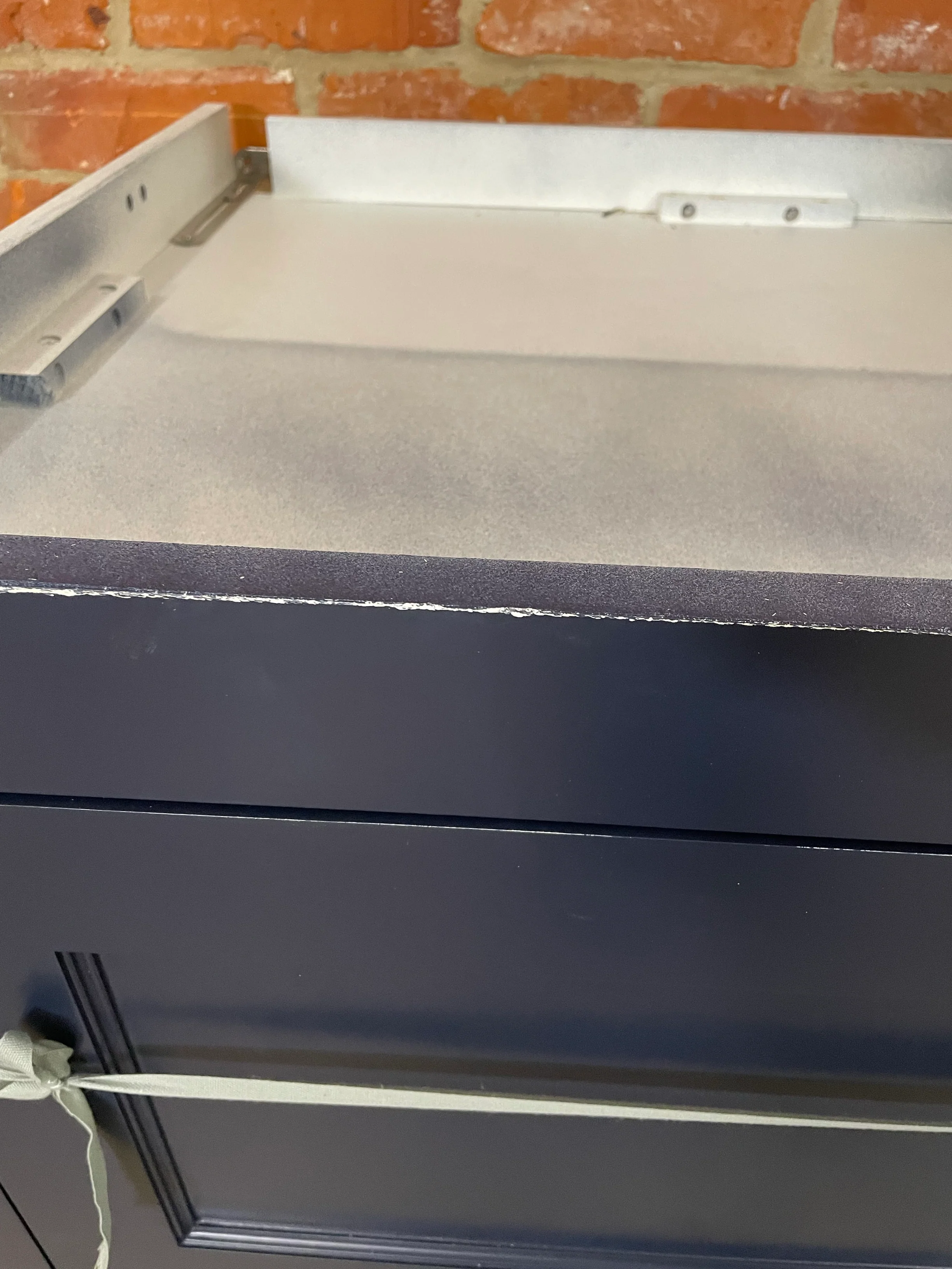 Henley 1290 Pan Drawer Base Cabinet - Navy - Image 9