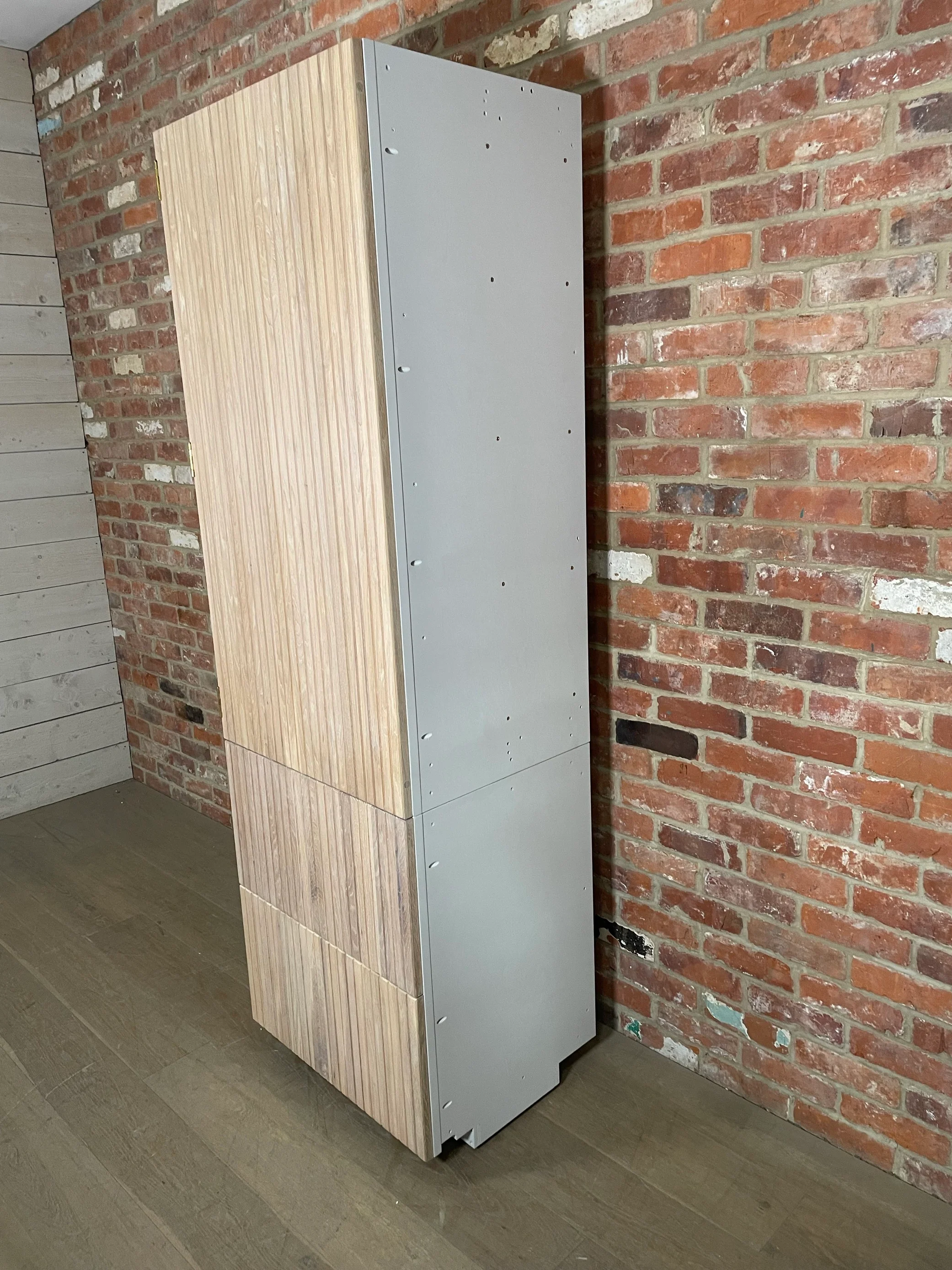 Kitchen SAMPLE - 690 Full Height Larder Cab - Left - chalked oak - Image 5