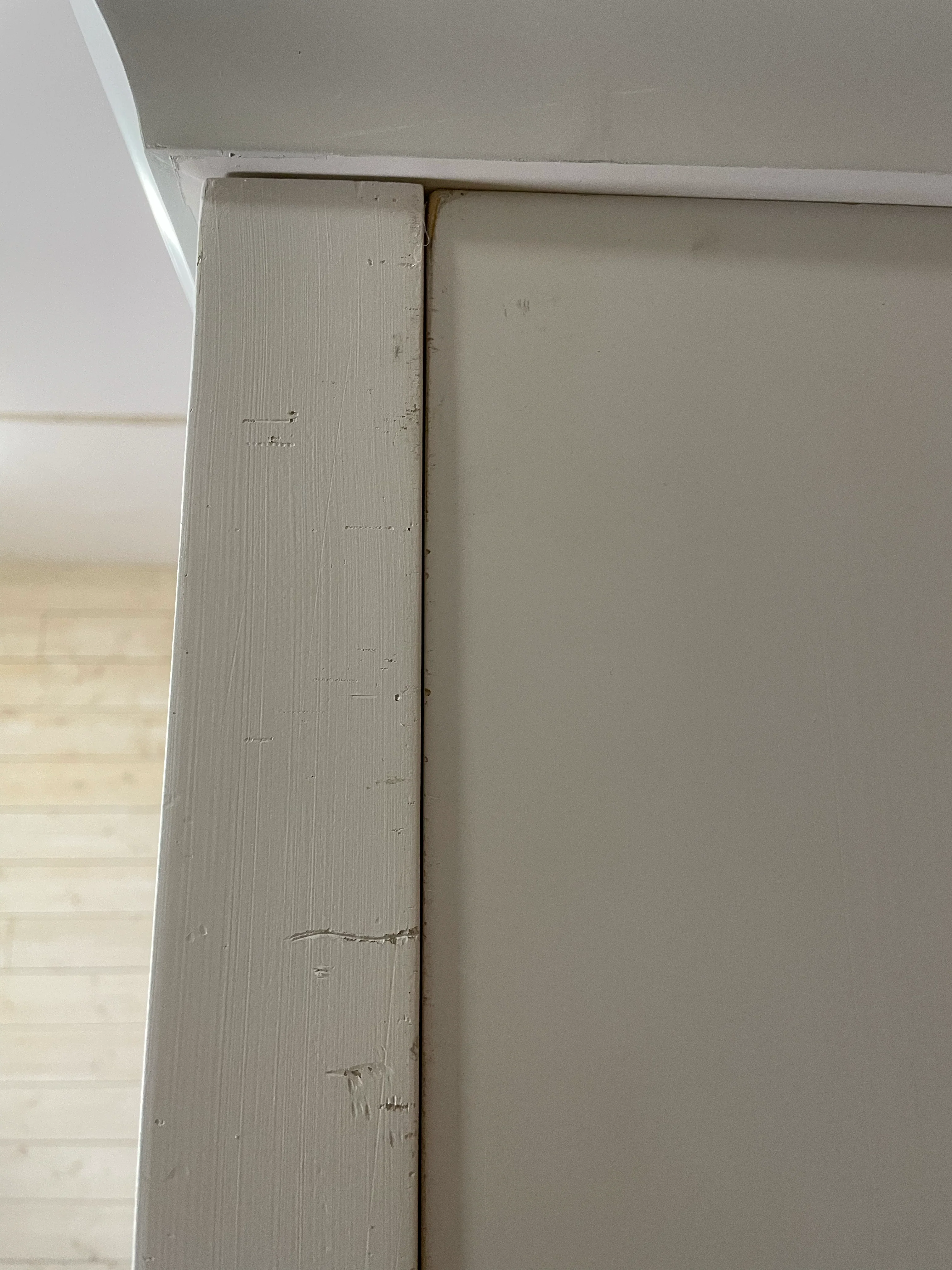 Larsson Grand Wardrobe - Shell - Image 12