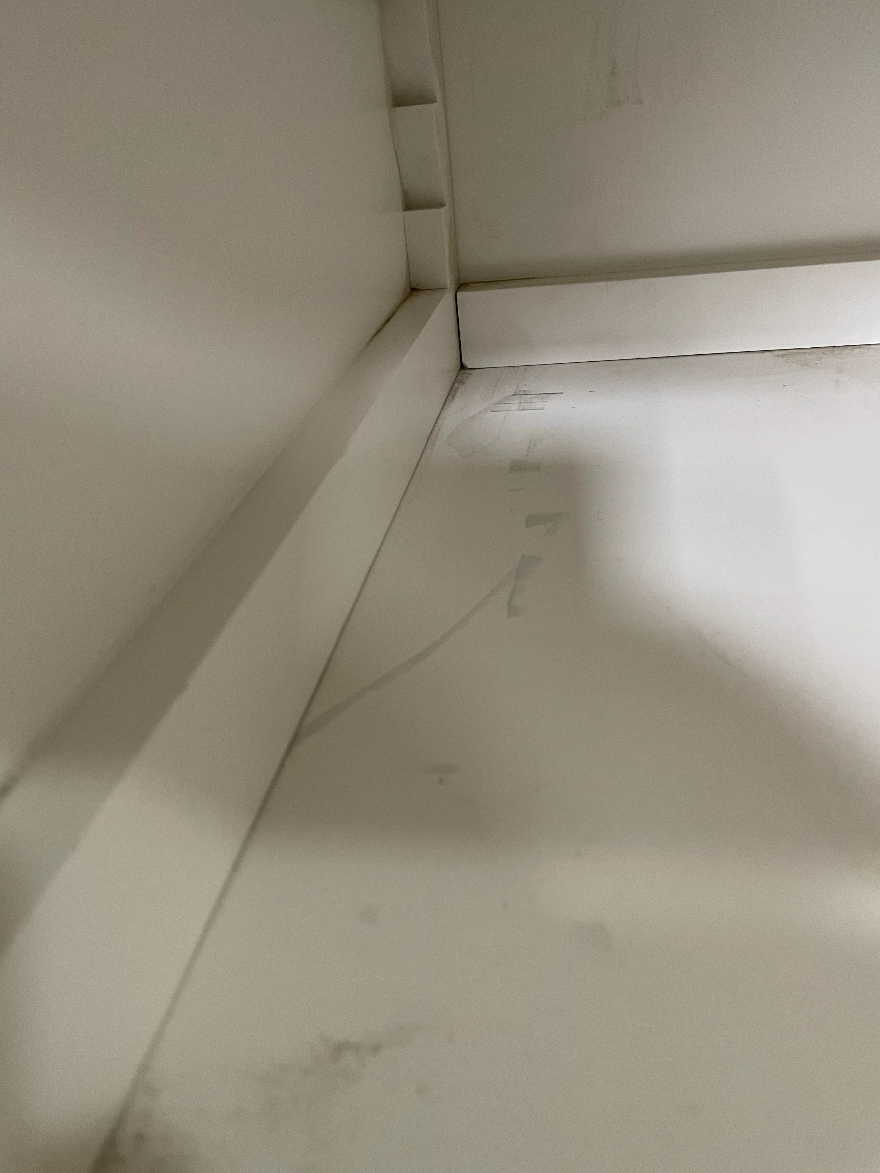 Larsson Grand Wardrobe - Shell - Image 19