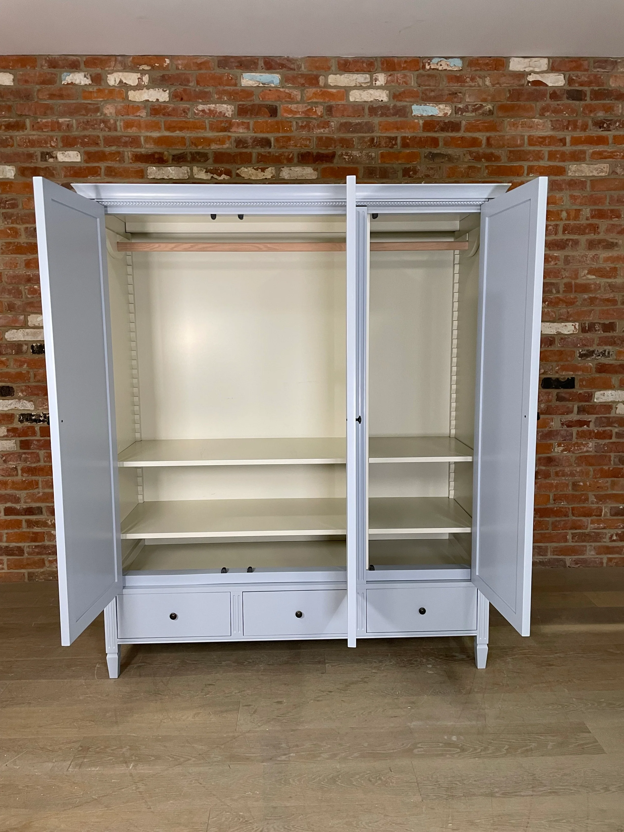 Larsson Grand Wardrobe- Flax Blue - Image 3