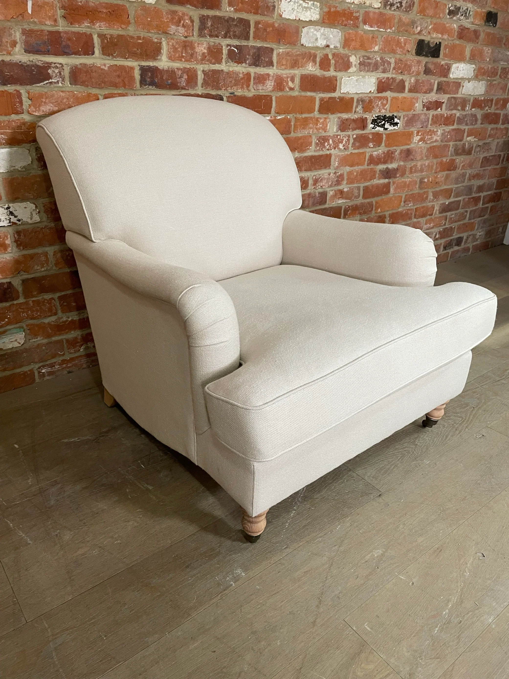 Olivia Armchair - Heavyweight Linen Pale Oat - Natural Oak Legs - Image 3