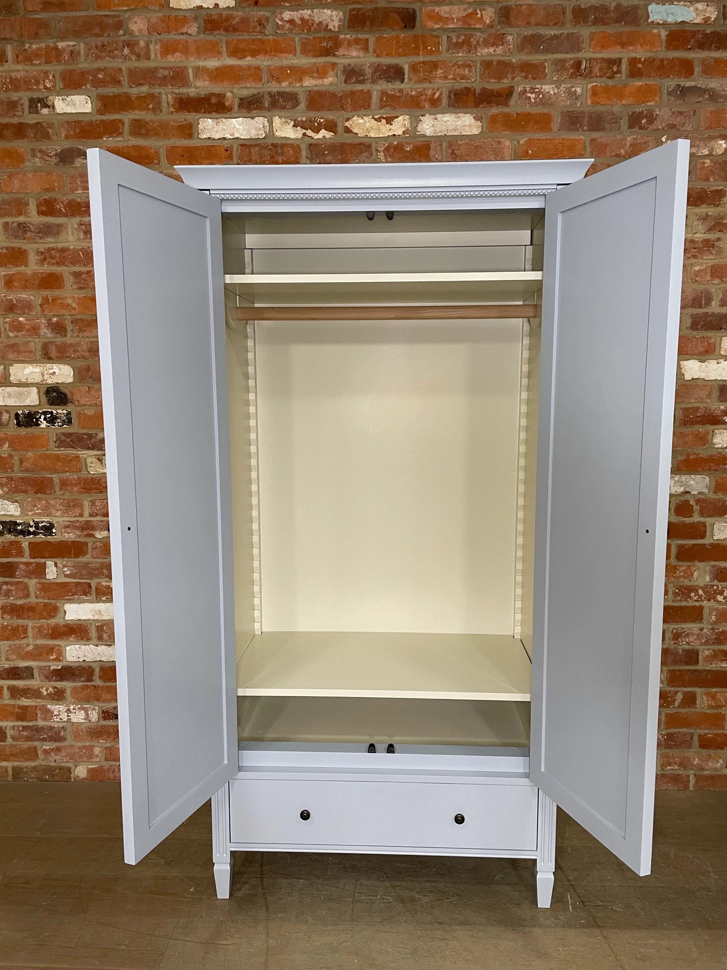 Larsson Original Wardrobe - Flax Blue - Image 3