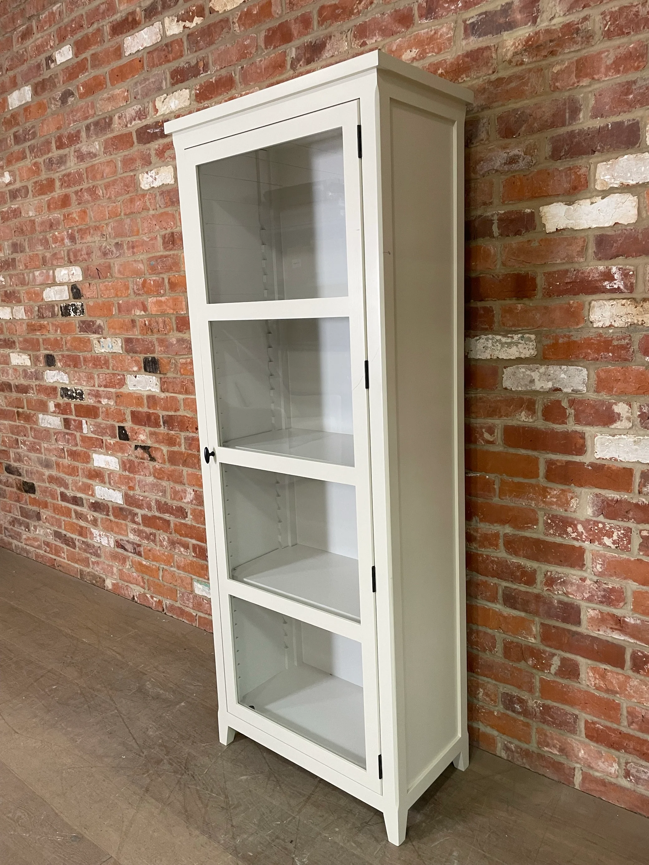 Shepton Glazed Cabinet - Lily - Right Opening - Image 4