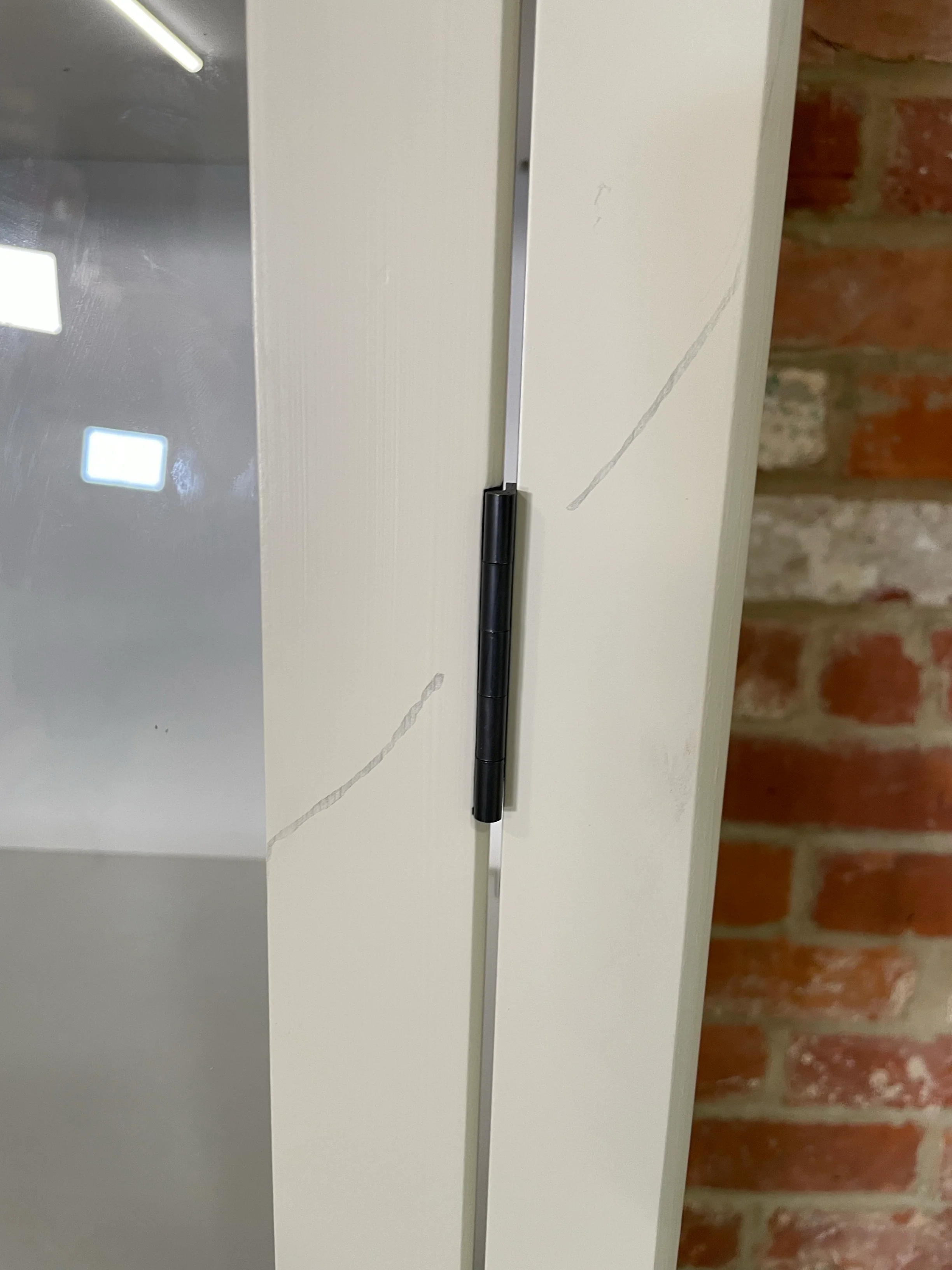 Shepton Glazed Cabinet - Lily - Right Opening - Image 8